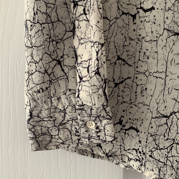 EUC Tiger of Sweden blouse - Picture 3 of 9